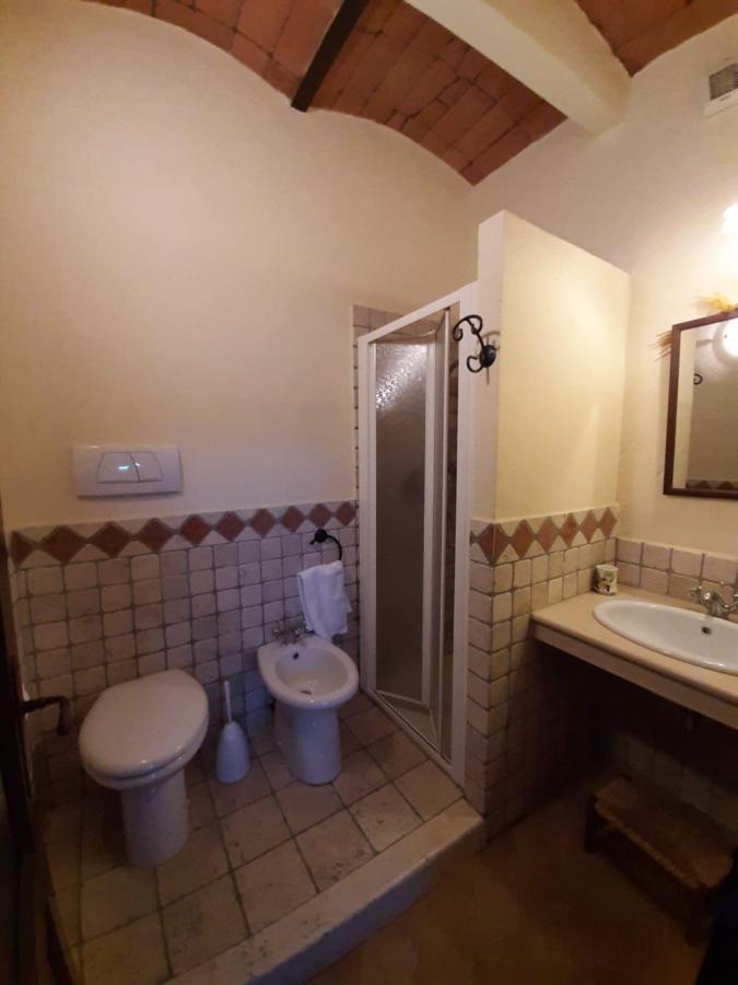 גרוסטו Agriturismo Lupo Vecchio מראה חיצוני תמונה